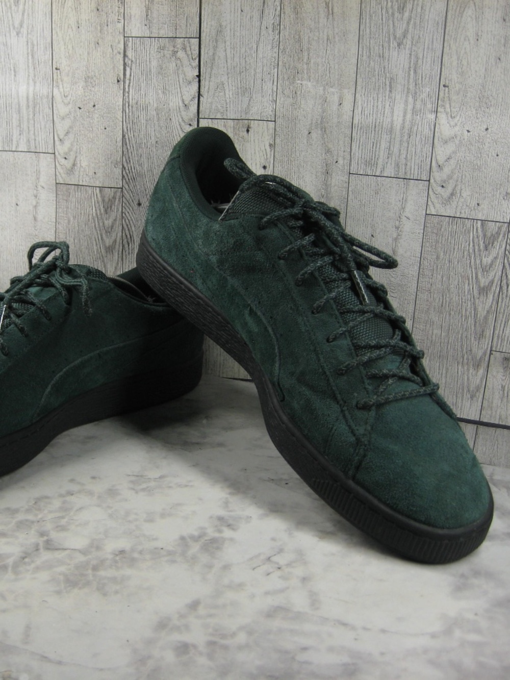 Puma Classic Suede Sneakers Men 13M Tennis Shoes Green Black Low  363871Trainers